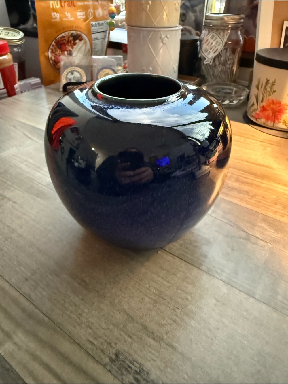 1975 OTAGIRI POTTERY VASE (OMC) JAPAN 5" BLUE ROUND CERAMIC VASE FOIL STICKER